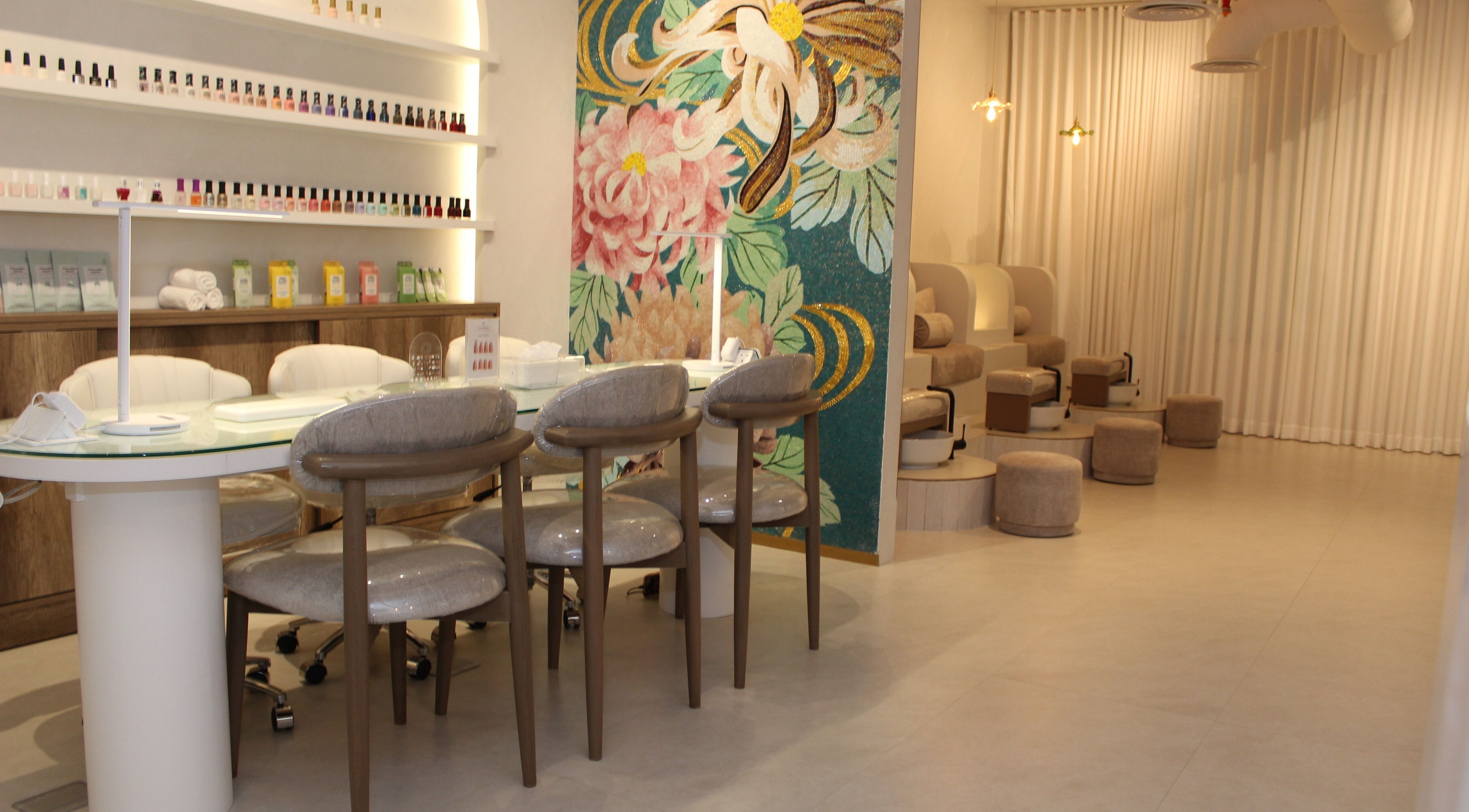 Chic nail salon at Hayat and Spa, الخبر, المنطقة الشرقية, SA showcasing modern decor and stylish seating.