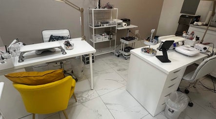 Marta Smarberg nail studio image 2