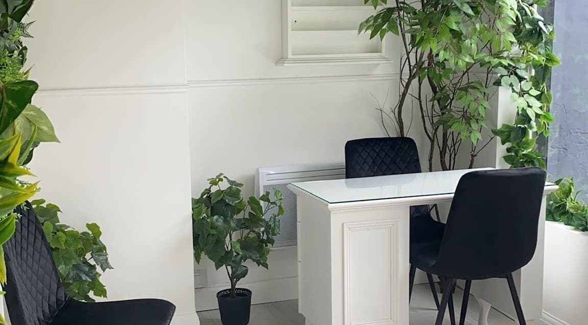 Elegant consultation area with greenery at The Quartz Clinic, Hucknall, England, GB.