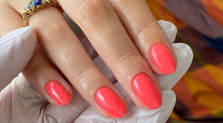 Εικόνα Gloss Nail Bar 3