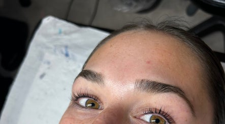 Lashes by Chloe imagem 2