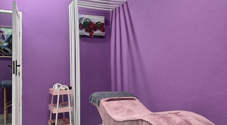 GS Beauty Bar image 2