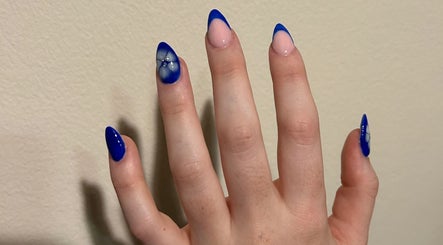 The Nail Lab by Mia