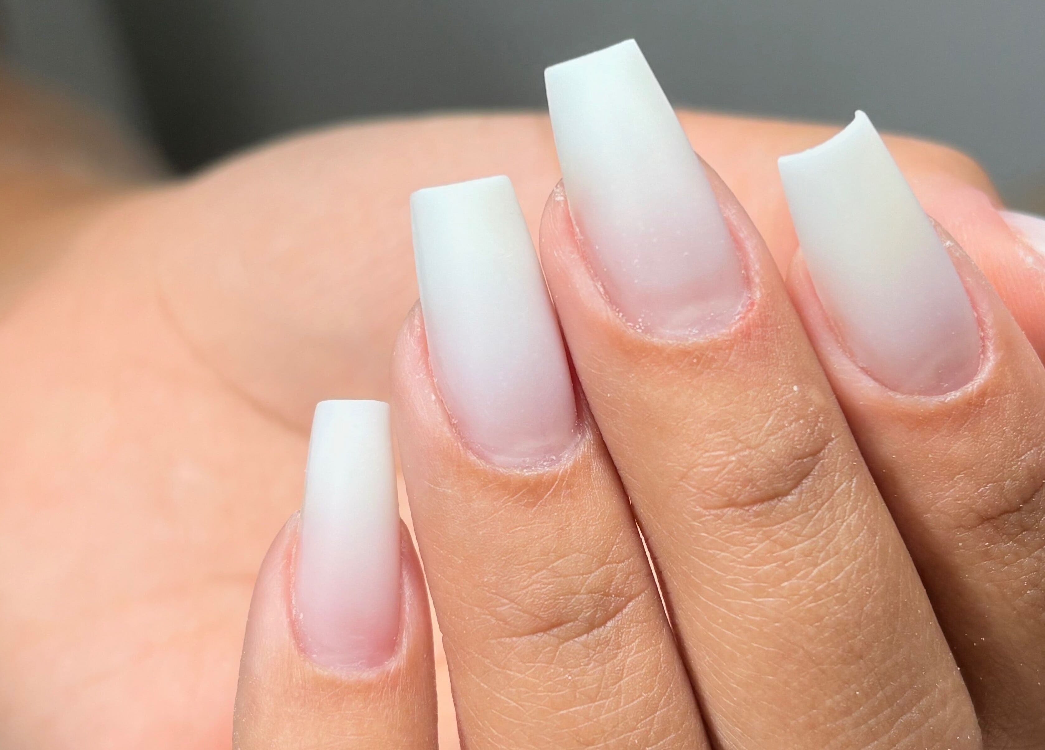 Unhas em estilo ombré no local Bruna Duarte, Braga, Braga, PT.