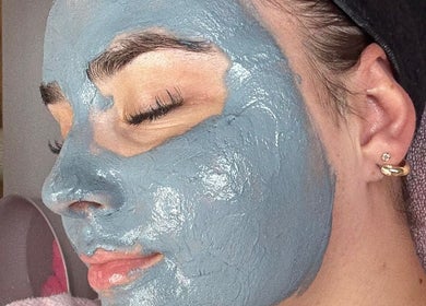 Relax & Glow in Swindon offers tranquil facial with blue clay mask for radiant skin.
