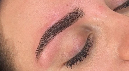 Expertly shaped eyebrow at Callierobinsonbrows AT DANN STUDIO, Plymouth, England, GB.
