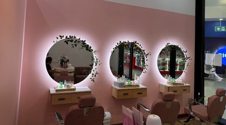 รูป Lux Eyebrows & Lashes 2