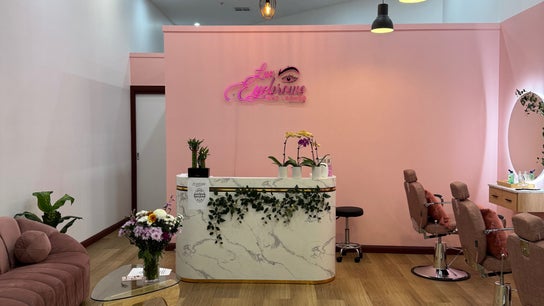 Lux Eyebrows & Lashes