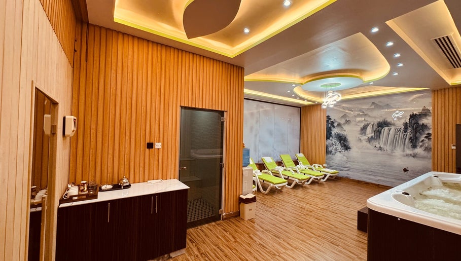 Emerald Spa image 1