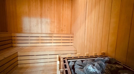 Emerald Spa image 2