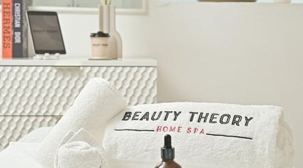 Beauty Theory  Home Service imagem 2