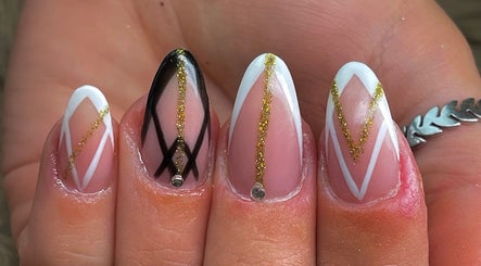 Image de Lee Beauty Nails designer 3