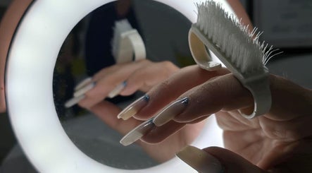 Yury Nails