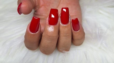 Curvy Moda Nail's billede 2