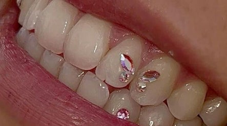 Pearly Smile Studio image 2