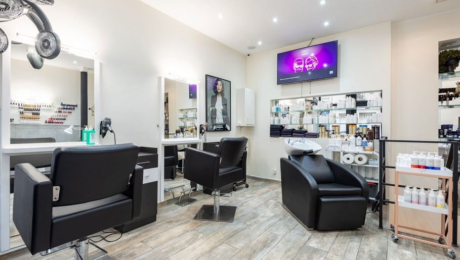 Image de Lena Beauty 1