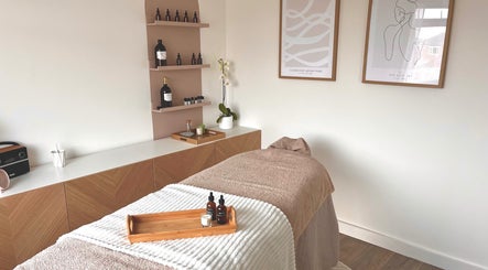 AR Massage Therapy