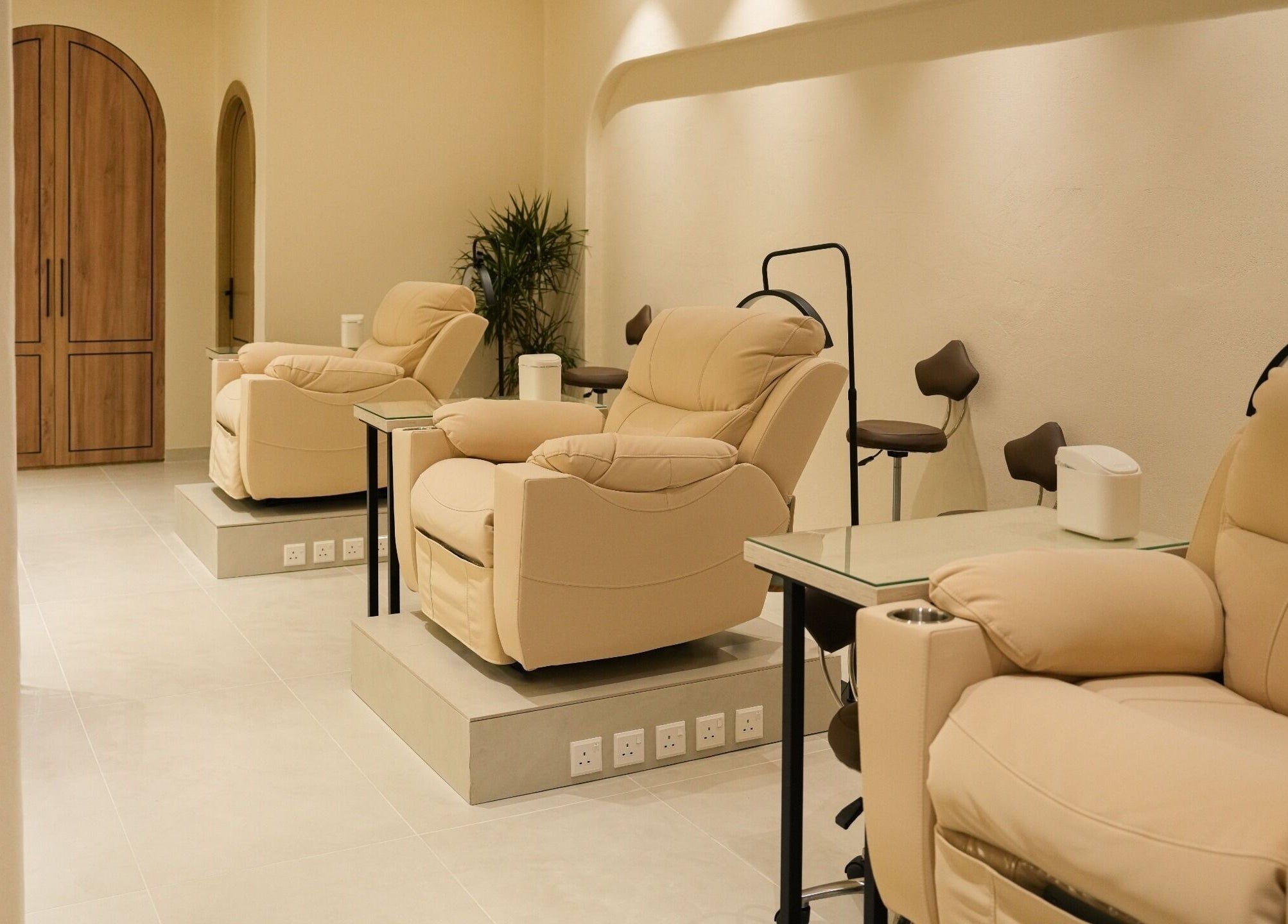 Relaxing seating area at The Edit Studio, Jeddah, Makkah Province, SA, featuring comfortable chairs.