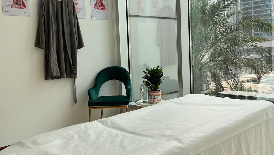 Relaxing treatment room at Sculptor By Aray Kairkanova Ladies Salon DUBAI MARINA, Dubai, Dubai, AE.