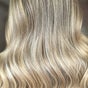 LA Hair Studio By Elle