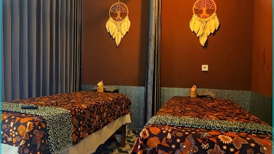 Chandra In Spa Massage And Reflexology