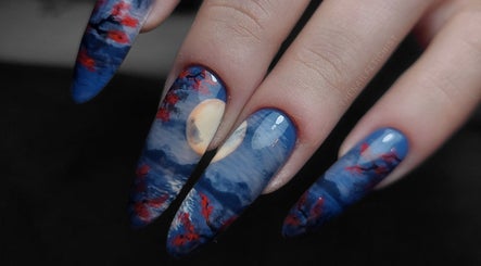 The Nail Fetichist, bilde 3