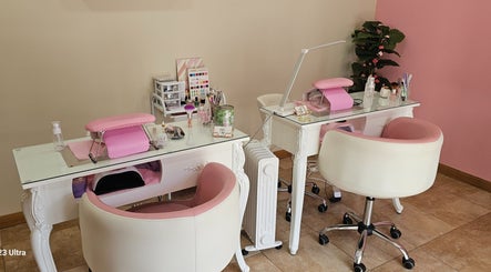 RB Beauty Studio – obraz 2