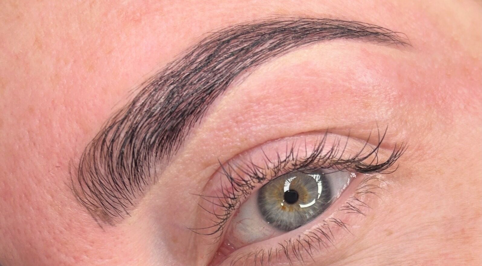 Close-up of expertly shaped eyebrow from Tru.Beautea, Barton Seagrave, England, GB.