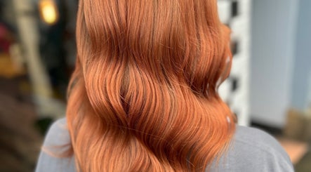 Hair by Yasmin Louise, bilde 3