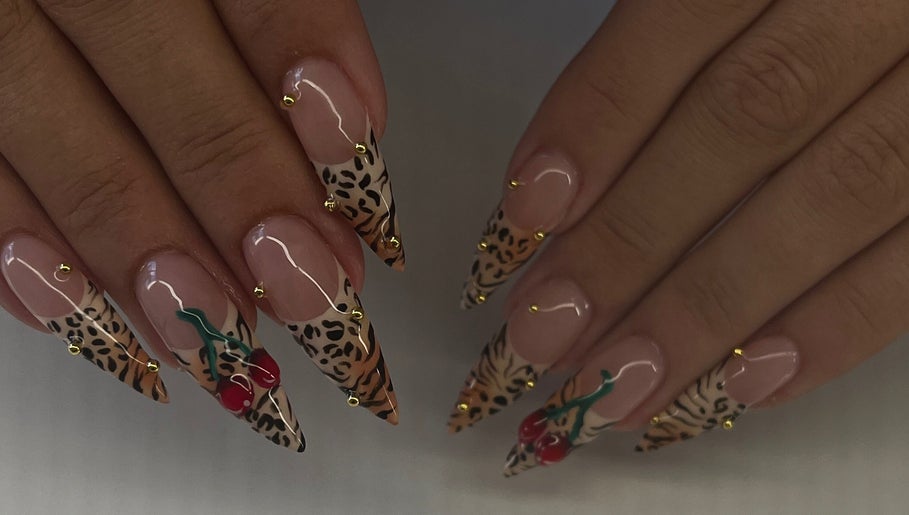 Nara Nailz, bilde 1