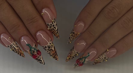 Nara Nailz