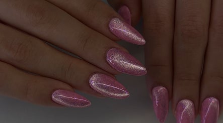 Nara Nailz, bilde 2