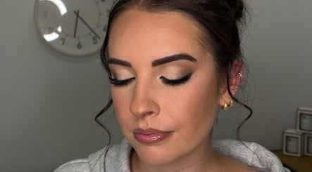 Close-up of elegant makeup by Lucy Cahill Make Up in Warrnambool, Victoria, AU. Natural tones and glowing skin.
