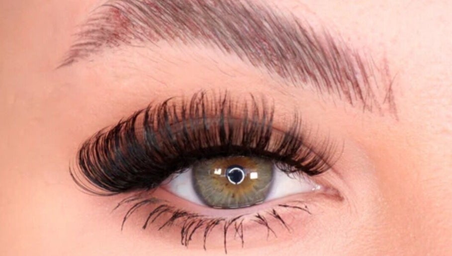 Fox Eyelash Extensions image 1
