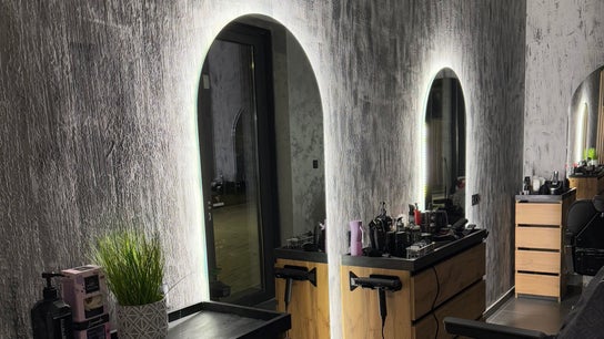 Double M Barbershop