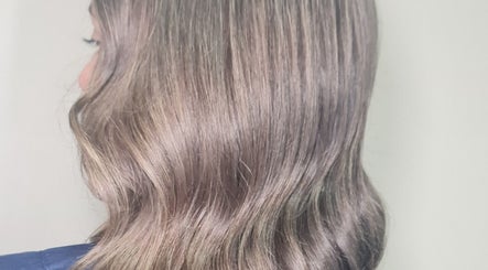 Vicki Louise Hair image 2