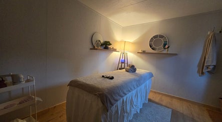 Healing Tree: Spa Therapy