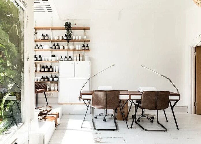 Bright, airy studio at Kabuki Studios, Bristol, England, GB, featuring natural light and stylish decor.