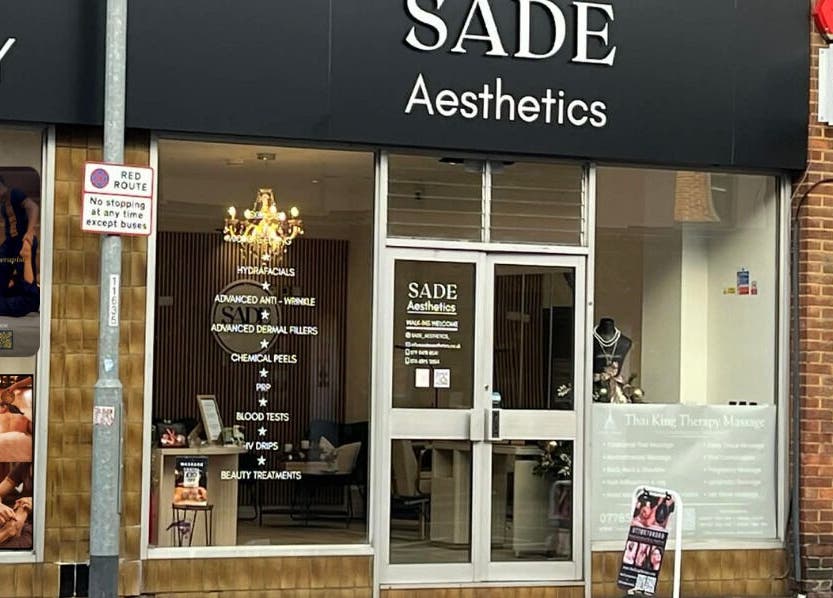 Front view of THAI KING THERAPY MASSAGE at SADE Aesthetics, Reading, England, GB, with stylish signage.
