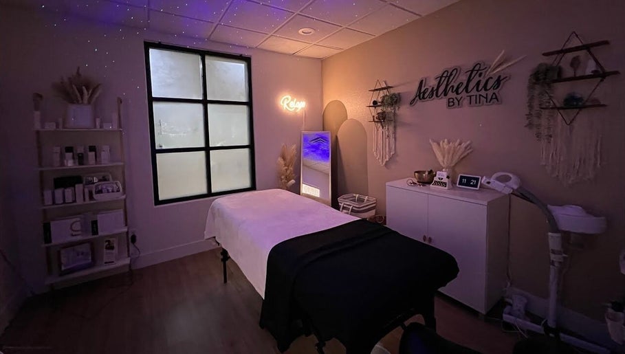Luxury Cosmo Studio image 1