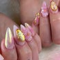 Vegan Nails by Camilla
