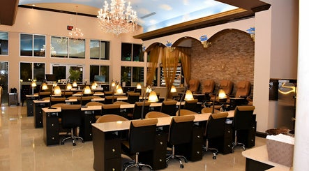 Venetian Nail Spa