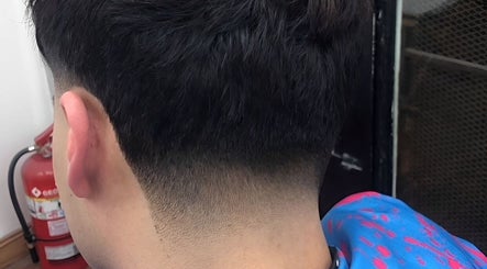 Corte de cabello moderno en Vera Hair Studio, Buenos Aires, Ciudad Autónoma De Buenos Aires, AR.