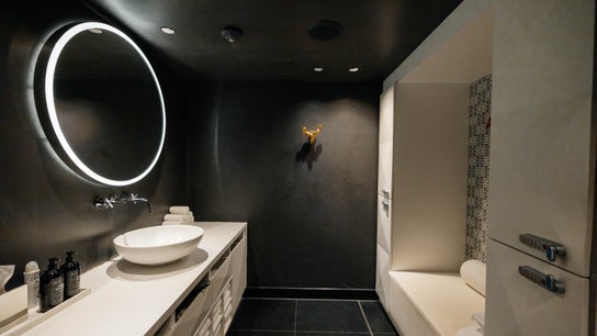 Essence Spa Prinsengracht Within the Andaz Hotel 7
