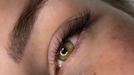 Poppys Lash & Brow Room