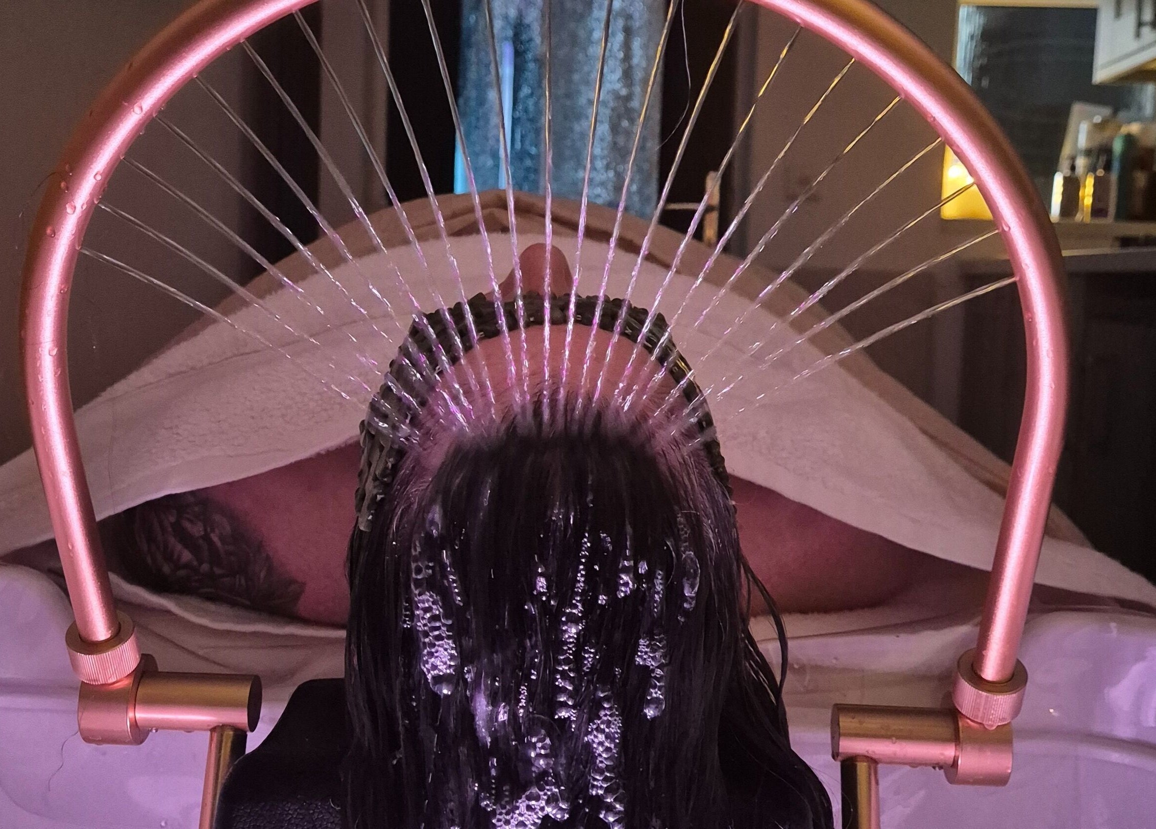 Relaxing water massage at Japanese Head Spa by Lucy Butterly in Horsham, England, GB.