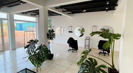 Jungle Instinct JS image 2