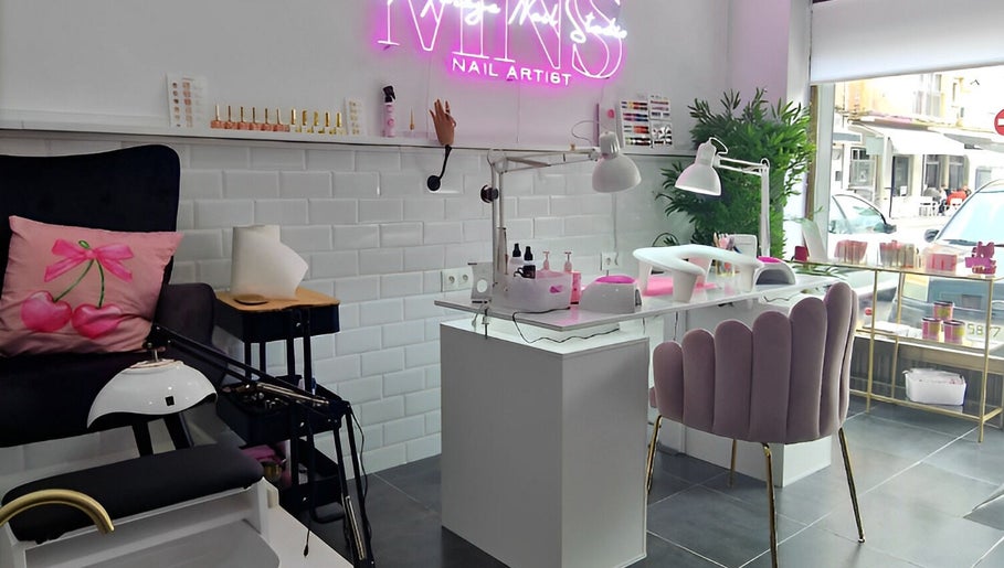 Malaga Nail Studio image 1