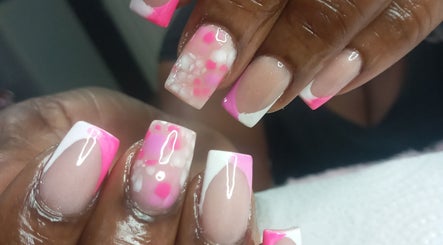 Hình ảnh 3 của Daniala's Nail Studio