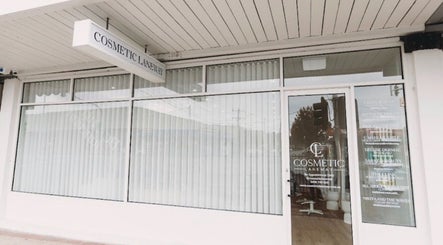 Front entrance of Mashed Nails in Melbourne, Victoria, AU, showcasing a modern, stylish salon facade.